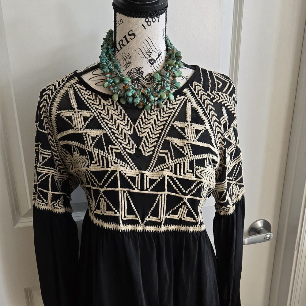 Sundance Medium Chiffon Black Blouse